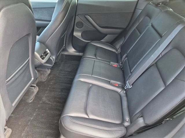 Used 2022 Tesla Model Y Performance AWD/4WD image 19