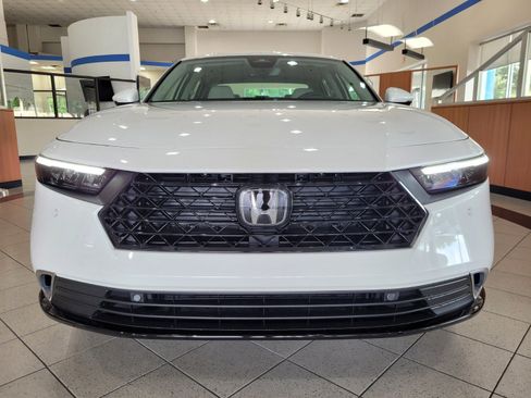 New 2025 Honda Accord Touring image 2