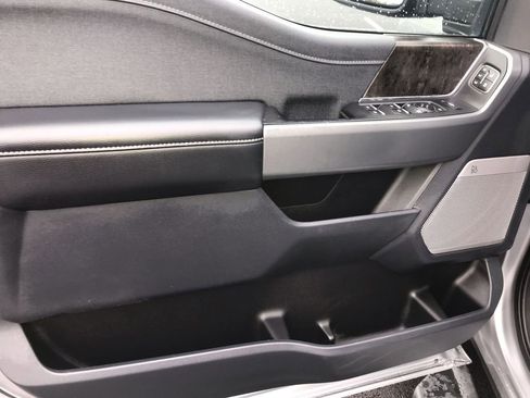 Used 2024 Ford F350 Lariat w/ Chrome Package image 13