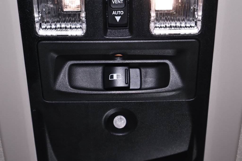 Used 2018 RAM 2500 Laramie w/ Convenience Group AWD/4WD image 35