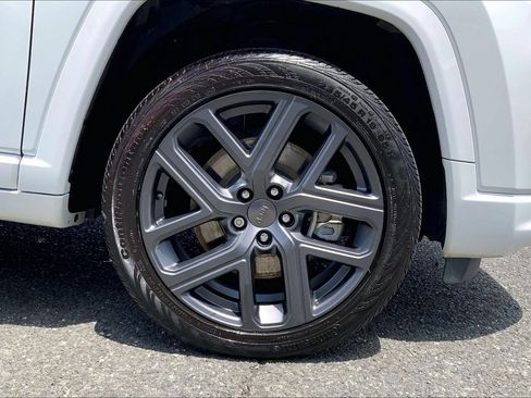 Certified 2024 Jeep Compass Limited w/ High Altitude Package AWD/4WD image 9