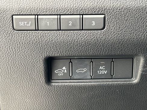 Used 2024 Lexus GX 550 image 20