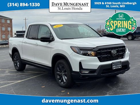 Certified 2025 Honda Ridgeline Sport image 1