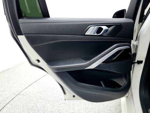 Used 2020 BMW X6 sDrive40i w/ M Sport Package image 23