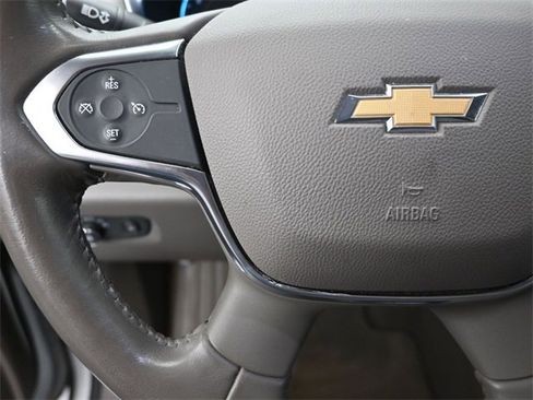 Used 2018 Chevrolet Traverse LT image 27