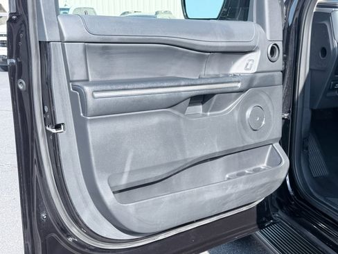 Used 2024 Ford Expedition Max XLT AWD/4WD image 32