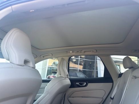 Used 2025 Volvo XC60 T8 Plus w/ Protection Package Premier AWD/4WD image 22