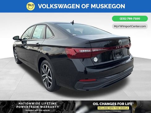 New 2026 Volkswagen Jetta SE image 5