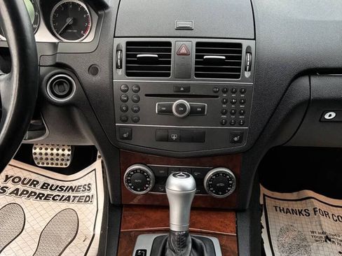 Used 2011 Mercedes-Benz C 300 4MATIC Sedan image 17