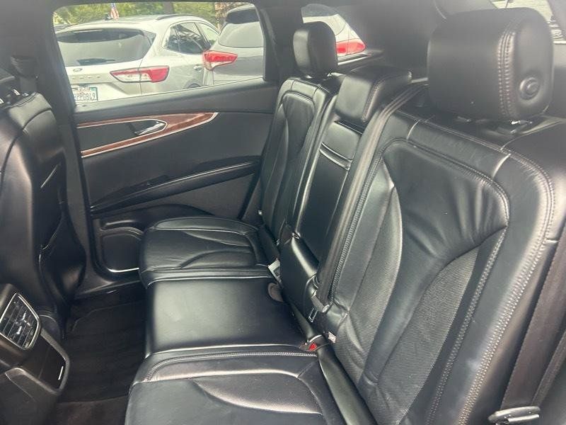 Used 2016 Lincoln MKX Select w/ Select Plus Package FWD image 15