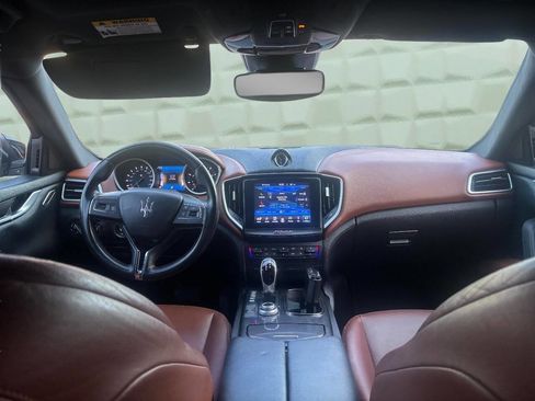 Used 2017 Maserati Ghibli RWD image 19