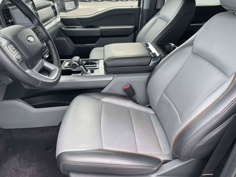 Used 2025 Ford F150 Lariat w/ Equipment Group 501A Mid AWD/4WD image 13