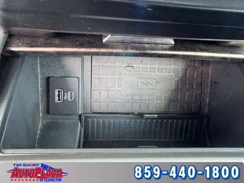 Used 2022 Ford F250 Lariat w/ Lariat Ultimate Package AWD/4WD image 39