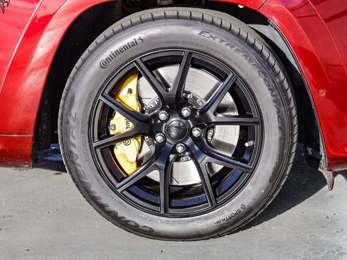 Used 2021 Jeep Grand Cherokee Trackhawk image 11