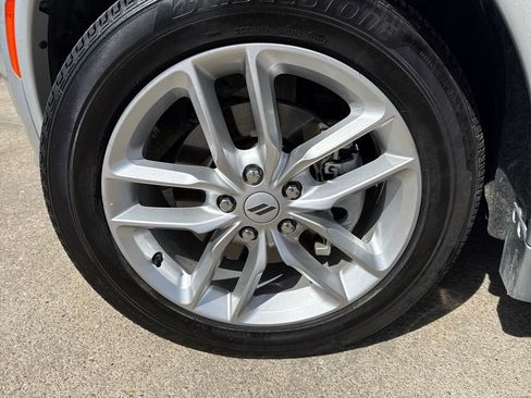 Used 2025 Dodge Durango GT AWD/4WD image 27