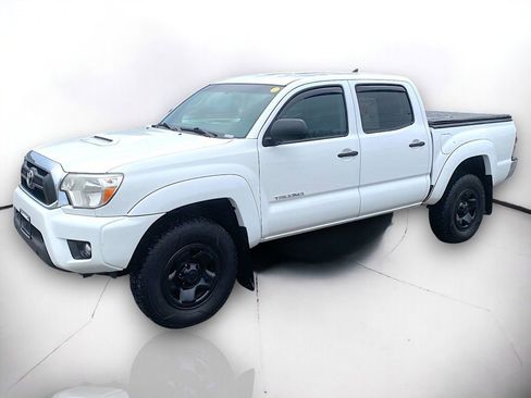 Used 2014 Toyota Tacoma Base V6 (A5) image 2