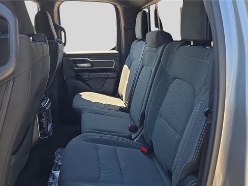 Used 2022 RAM 1500 Big Horn AWD/4WD image 18