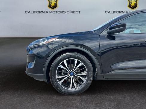 Used 2022 Ford Escape SE w/ SE Sport Appearance Package FWD image 14