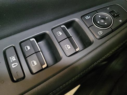 Used 2020 Hyundai Santa Fe SEL FWD image 27