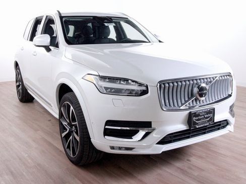 Certified 2025 Volvo XC90 B6 Plus w/ Protection Package Premier image 3