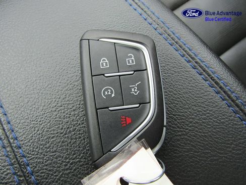 Used 2024 Cadillac XT4 Sport AWD/4WD image 43