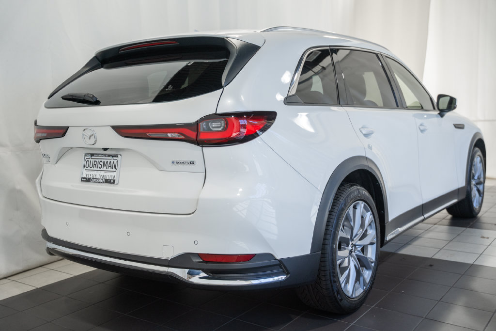 Used 2024 MAZDA CX-90 3.3 Turbo w/ Premium Package AWD/4WD image 4