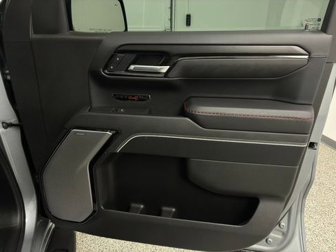 Used 2025 GMC Sierra 1500 AT4X image 61