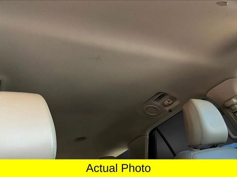 Used 2022 Ford Explorer XLT w/ Equipment Group 202A image 17