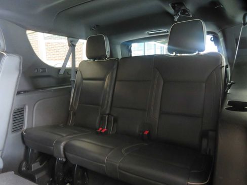Used 2021 GMC Yukon XL SLT RWD image 21