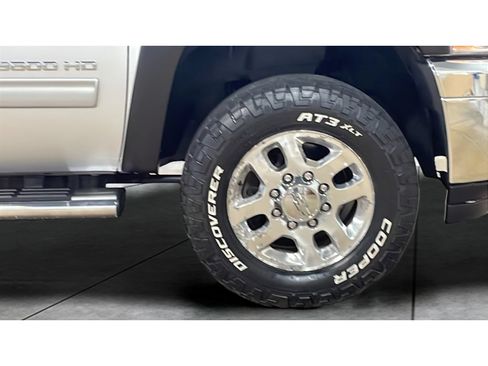 Used 2014 Chevrolet Silverado 3500 LTZ w/ LTZ Plus Package AWD/4WD image 19