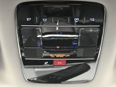 Used 2025 Hyundai Santa Fe SEL image 15