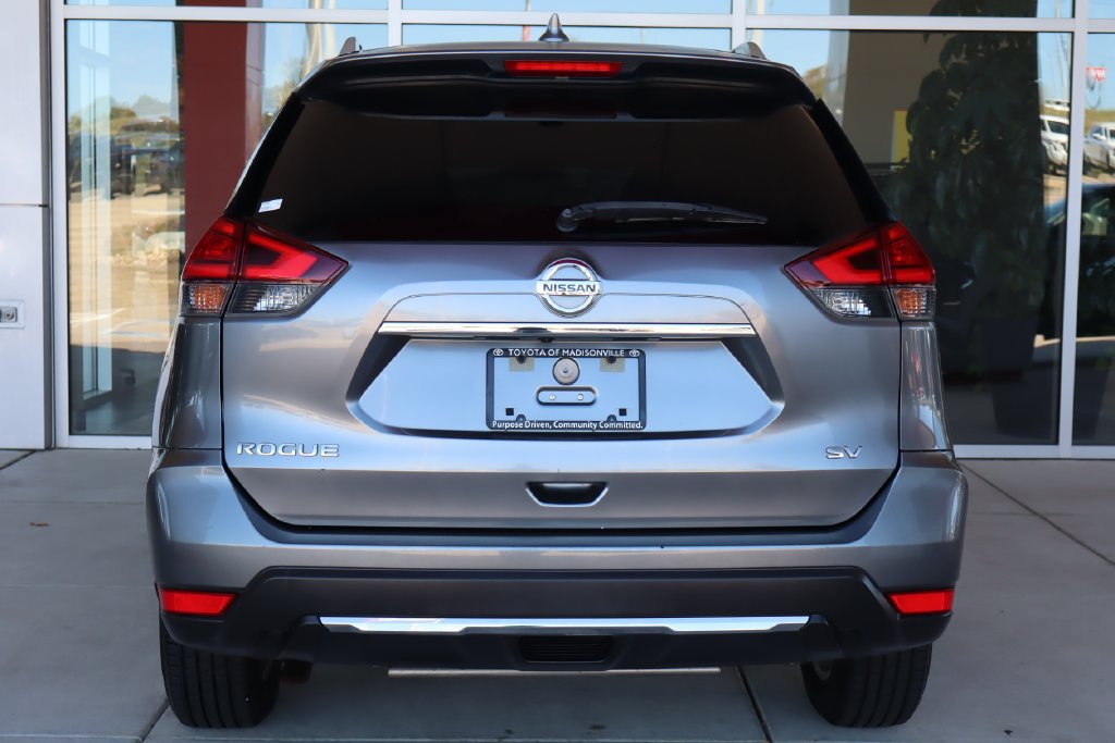 Used 2017 Nissan Rogue SV FWD image 7