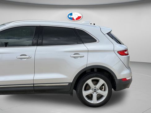 Used 2016 Lincoln MKC Premiere FWD image 31