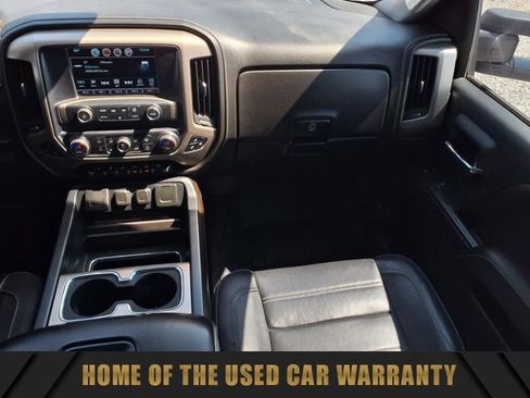 Used 2017 GMC Sierra 3500 Denali image 8