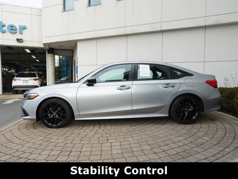 Used 2023 Honda Civic Sport image 18