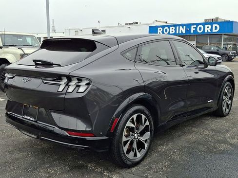 Certified 2022 Ford Mustang Mach-E Premium image 6