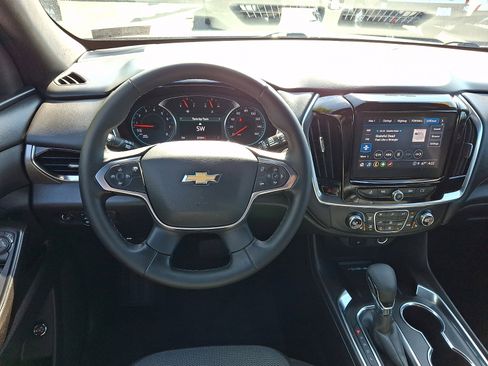 Used 2023 Chevrolet Traverse LT AWD/4WD image 13