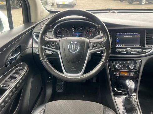 Used 2022 Buick Encore Preferred w/ Safety Package image 19