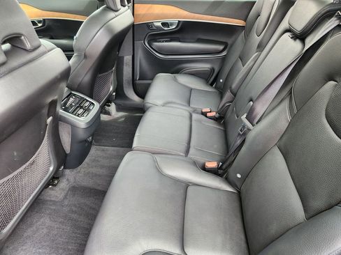 Used 2024 Volvo XC90 B5 Plus AWD/4WD image 18