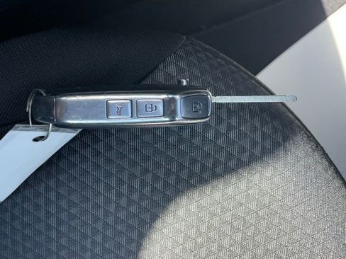 Certified 2023 Kia Soul LX w/ LX Technology Package FWD image 27