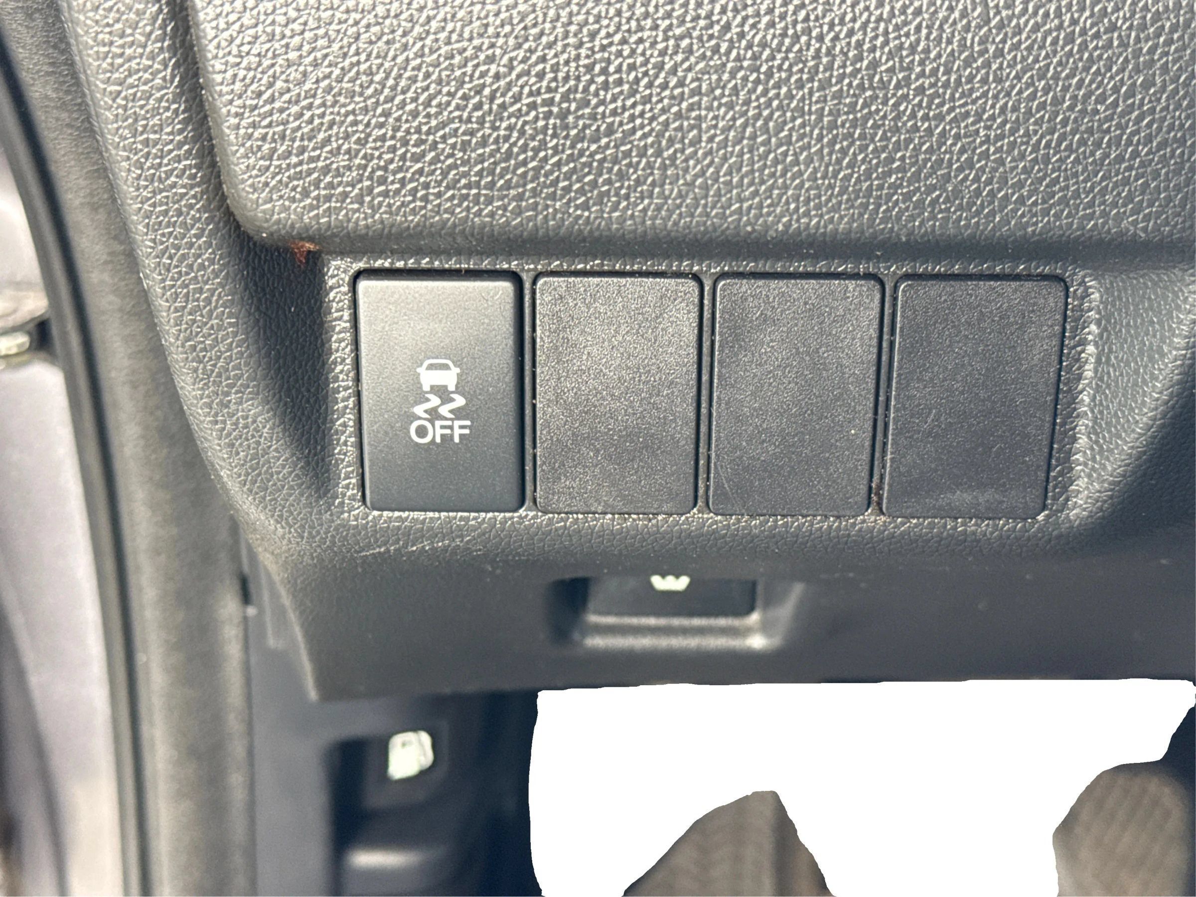 Used 2015 Honda Fit EX image 18