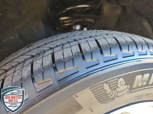 New 2026 Ford Escape ST-Line w/ Tech Pack #1 image 28