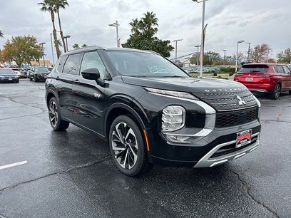 New 2025 Mitsubishi Outlander SEL