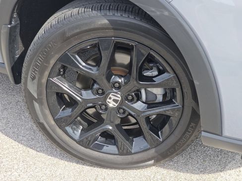 Certified 2024 Honda HR-V Sport image 9