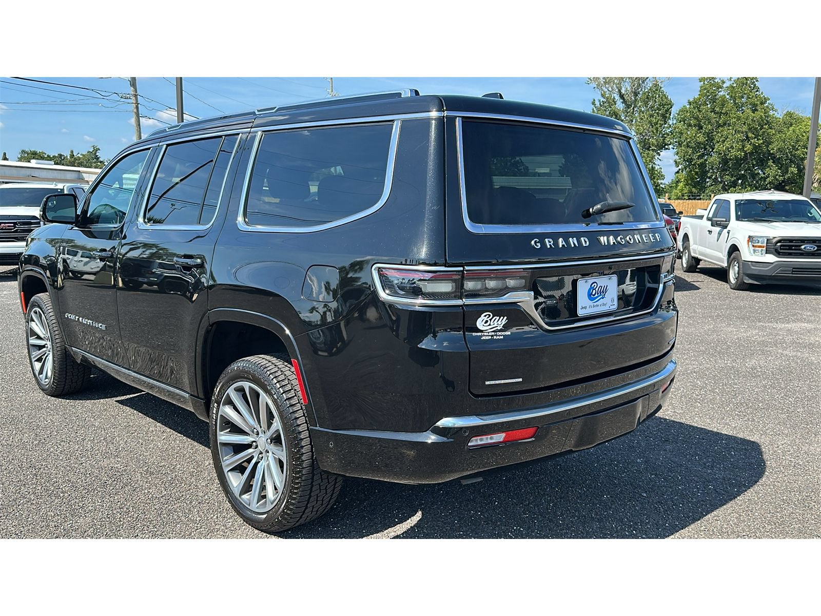 Used 2022 Jeep Grand Wagoneer Series I w/ Flexible Seating Group AWD/4WD image 4