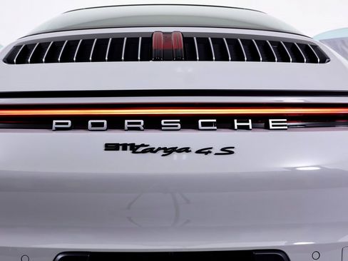 Certified 2023 Porsche 911 Targa 4S image 15