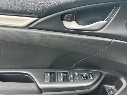 Used 2019 Honda Civic LX image 5