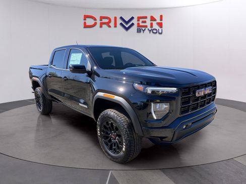 New 2026 GMC Canyon Elevation w/ Convenience Package RWD image 7
