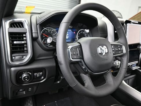 Used 2026 RAM 1500 Laramie w/ Night Edition image 15