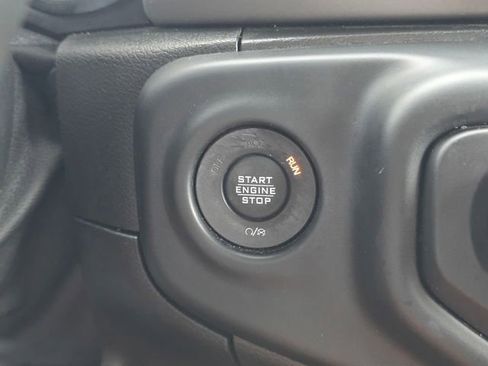 Used 2020 Jeep Wrangler Unlimited Sport S image 23